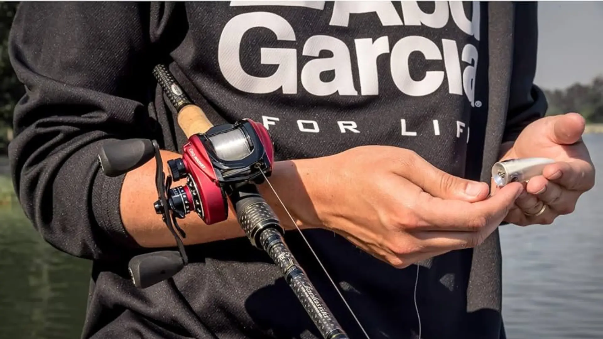 abu garcia revo rocket baitcaster reel review