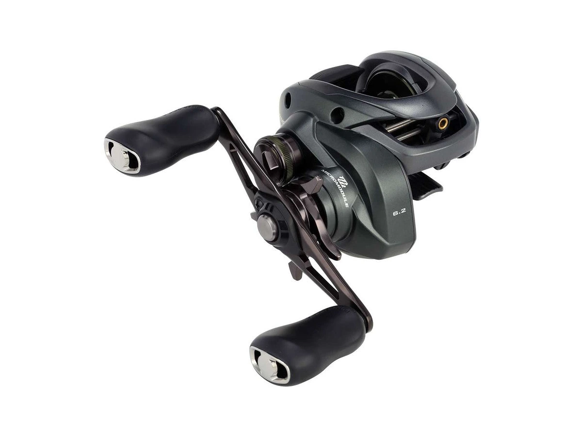Shimano Curado 150 M baitcasting reel