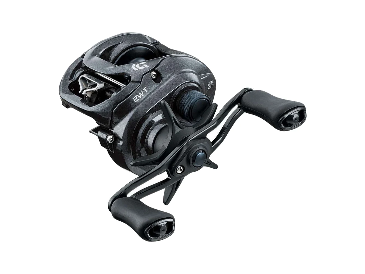 Daiwa Tatula CT baitcasting reel on a white background