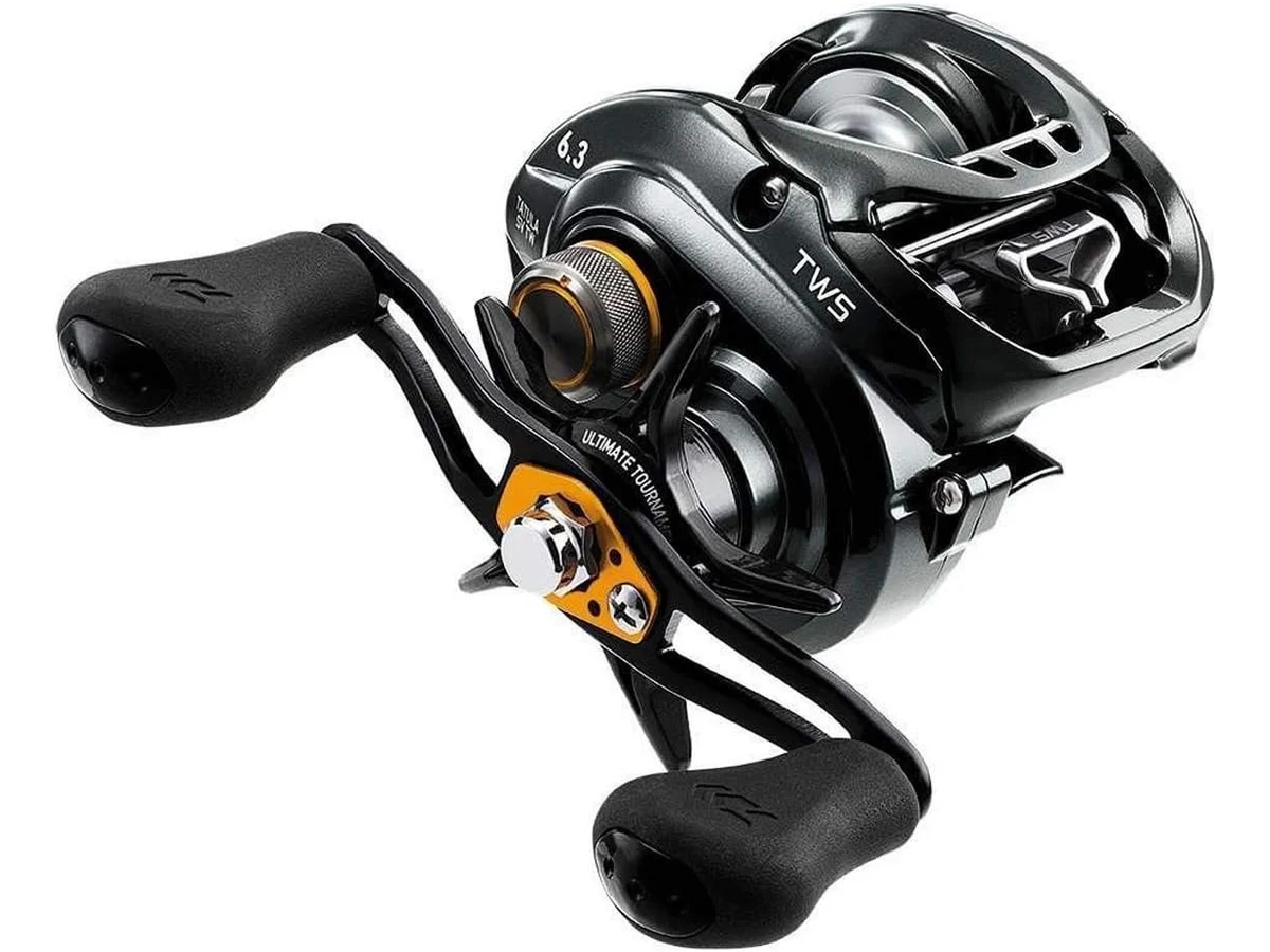 Daiwa Tatula SV TW baitcasting reel (TASV103XSL) side view showing T-Wing line guide, SV spool housing and swept handle